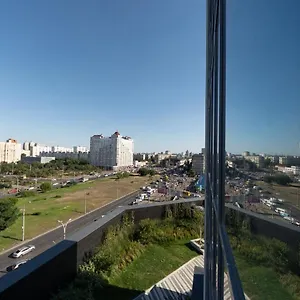 Stylish Panoramic Apartments. Smartplaza. Metro Minskaya Апартаменты